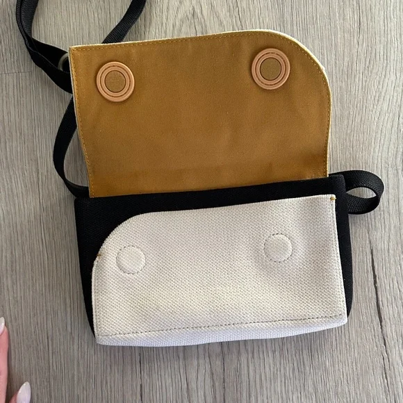 Rothy's Cream and Black Belt Bag - Picture 4 of 9